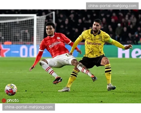 第85分钟，菲尔克鲁格头球绝杀，多特蒙德1-0领先埃因霍温